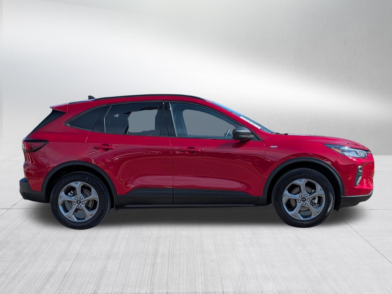 Used 2025 Ford Escape ST-Line AWD/4WD image 8