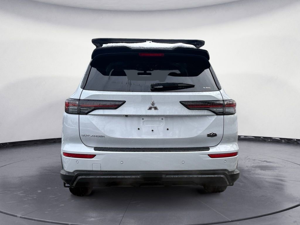 New 2026 Mitsubishi Outlander Trail Edition image 4