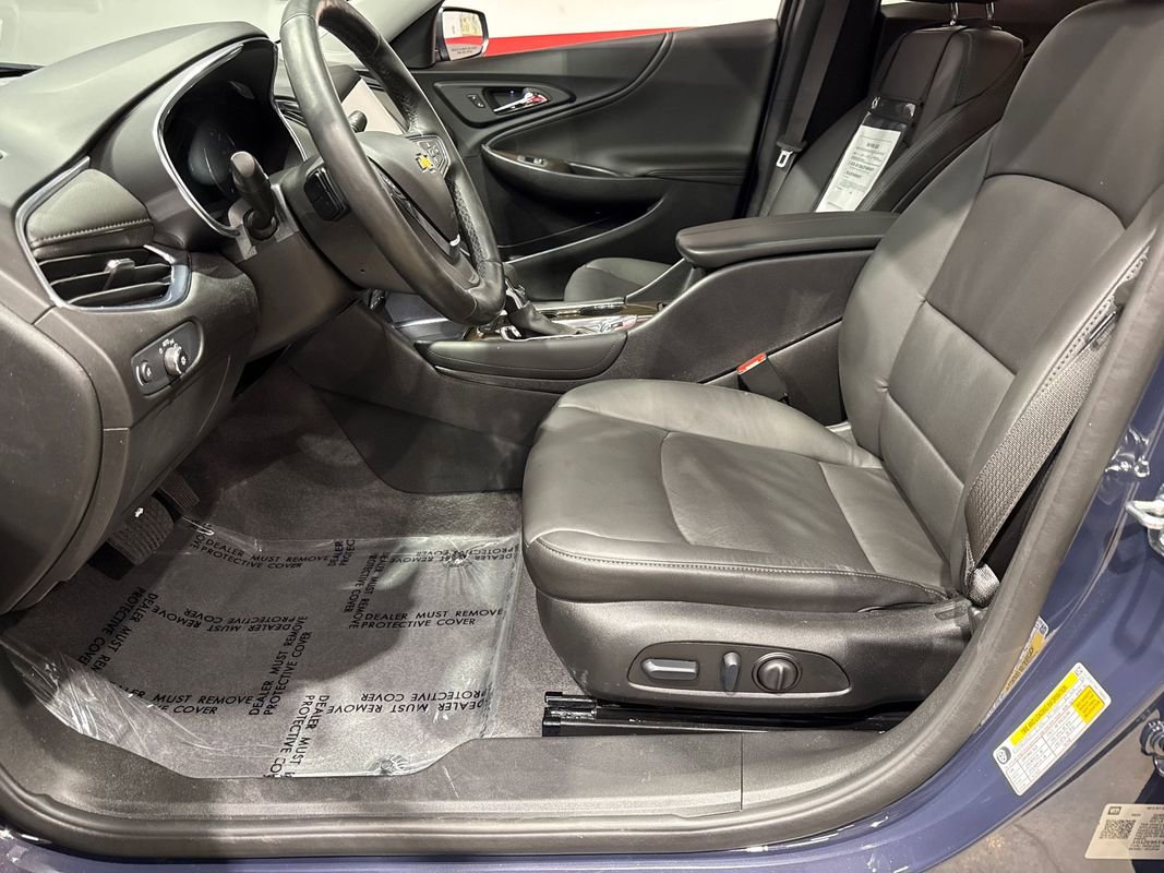 Used 2025 Chevrolet Malibu LT image 92