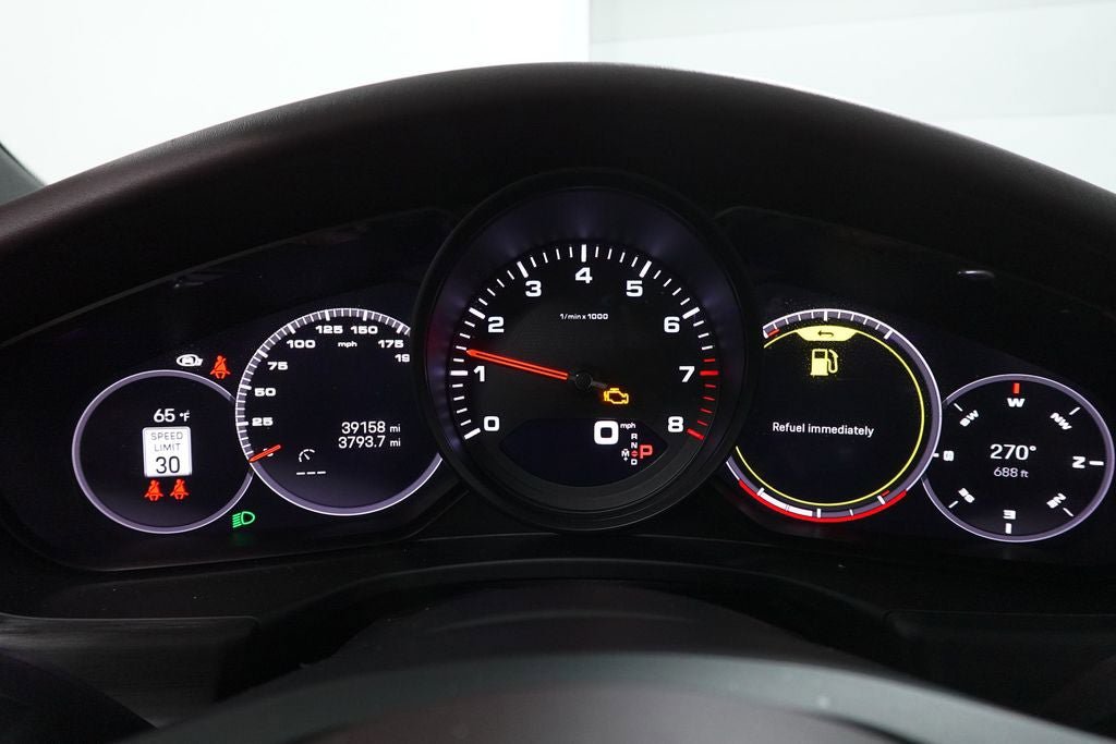 Used 2023 Porsche Panamera 4 Platinum Edition AWD/4WD image 20