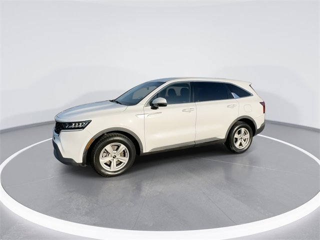 Used 2022 Kia Sorento LX image 5