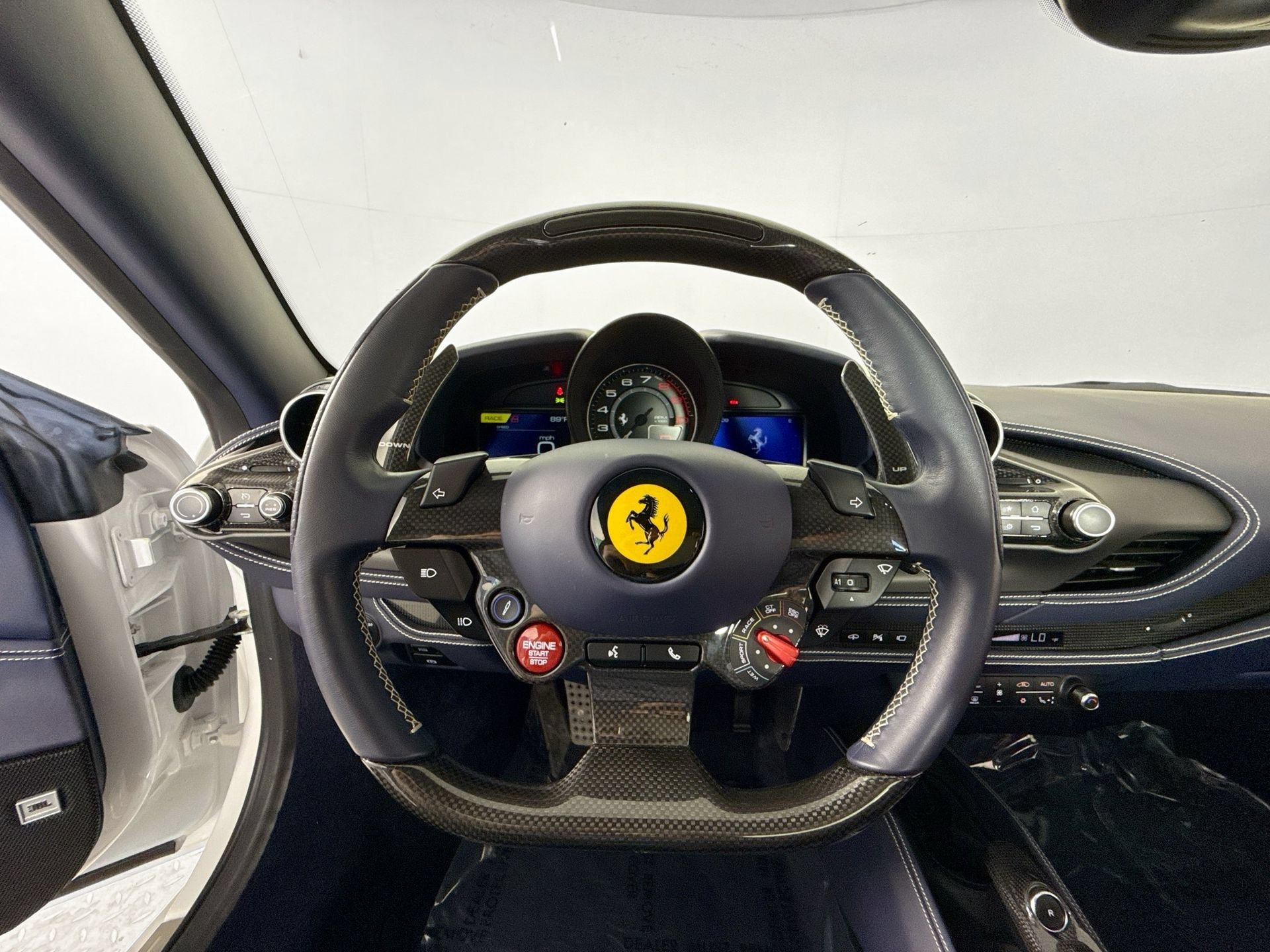 Certified 2022 Ferrari F8 Tributo RWD image 10