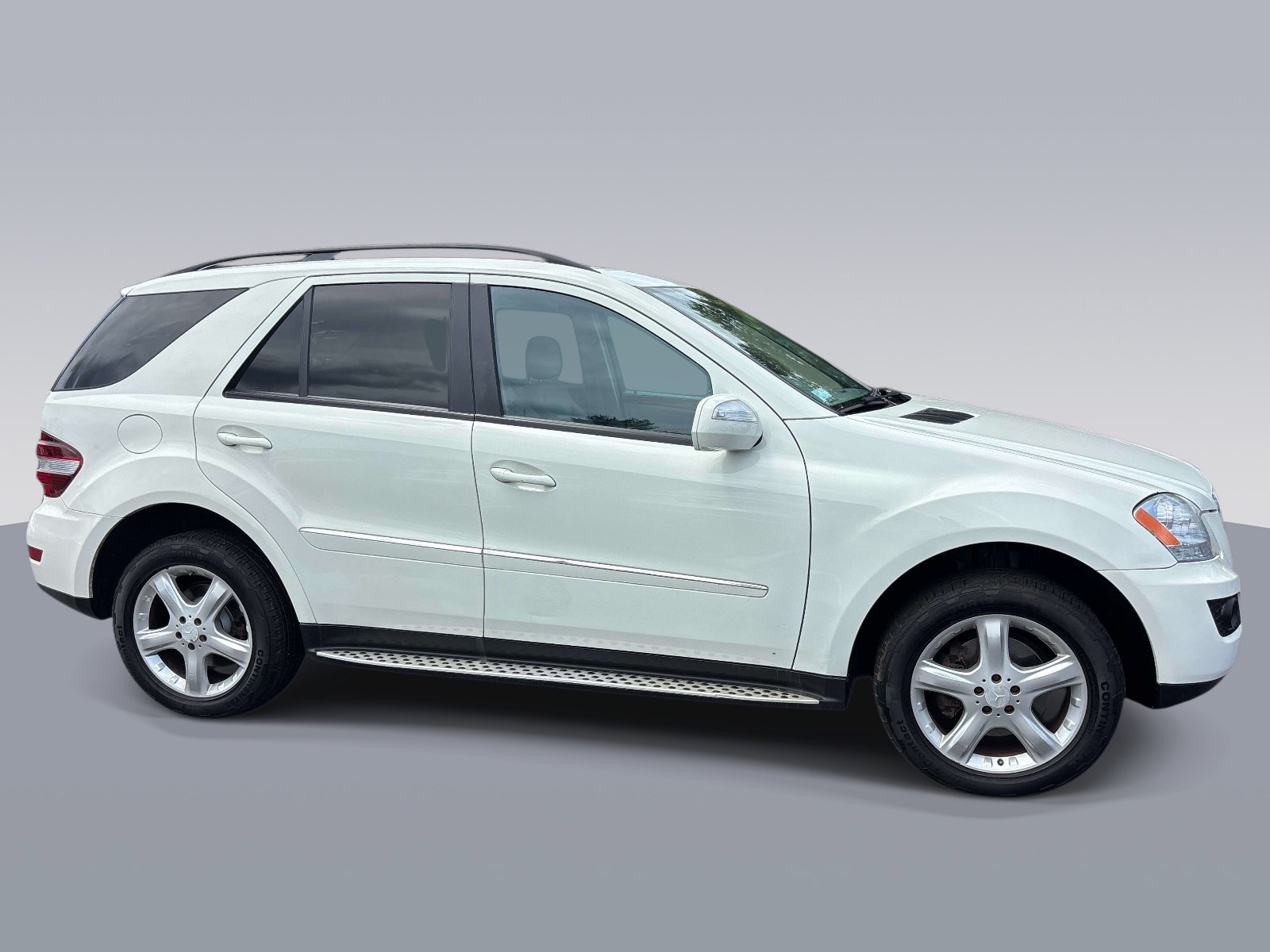 Used 2009 Mercedes-Benz ML 350 4MATIC image 2