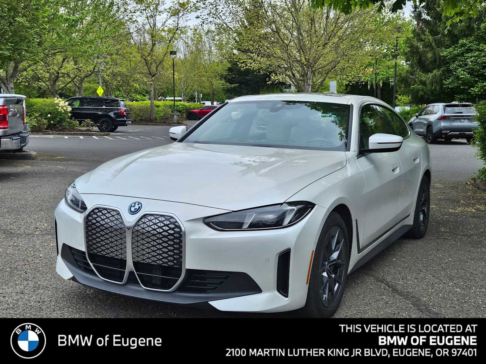Used 2025 BMW i4 xDrive40i w/ Premium Package AWD/4WD image 7