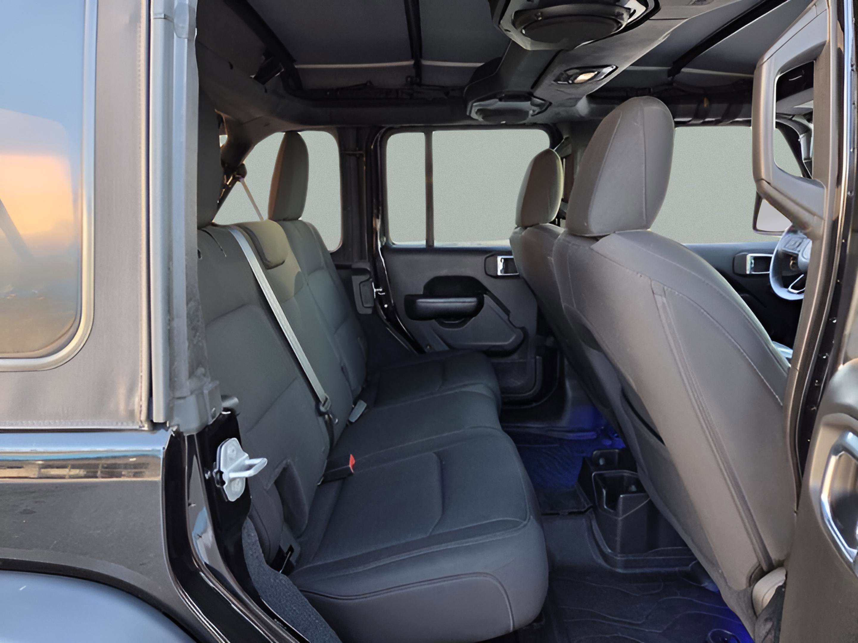 Used 2018 Jeep Wrangler Unlimited Sport S image 19