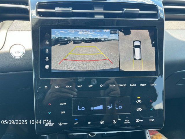 Used 2024 Hyundai Tucson Limited image 16