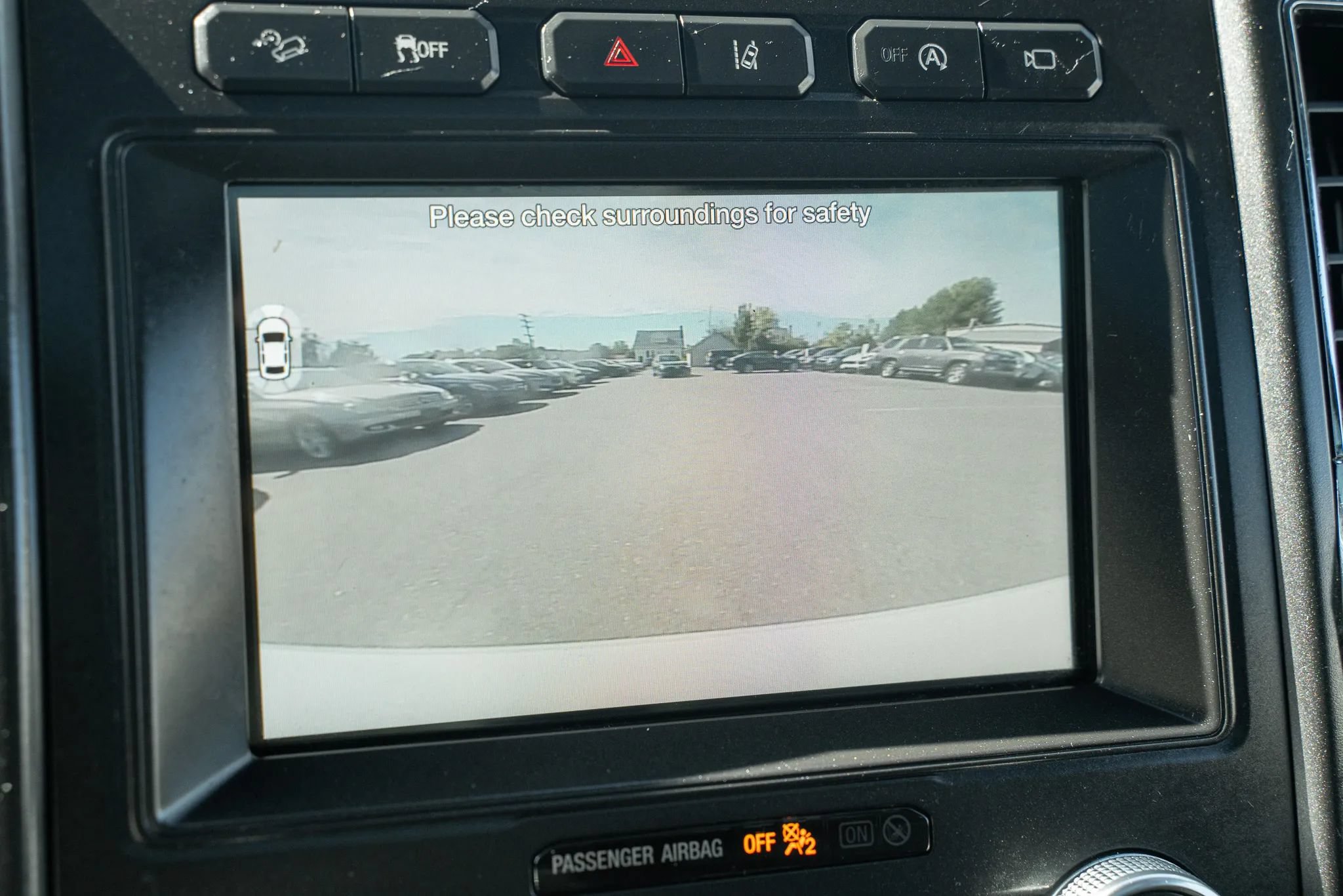 Used 2018 Ford Expedition Limited w/ Equipment Group 302A AWD/4WD image 32