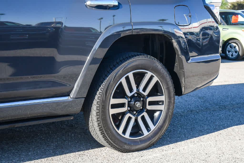 Certified 2024 Toyota 4Runner Limited AWD/4WD image 11