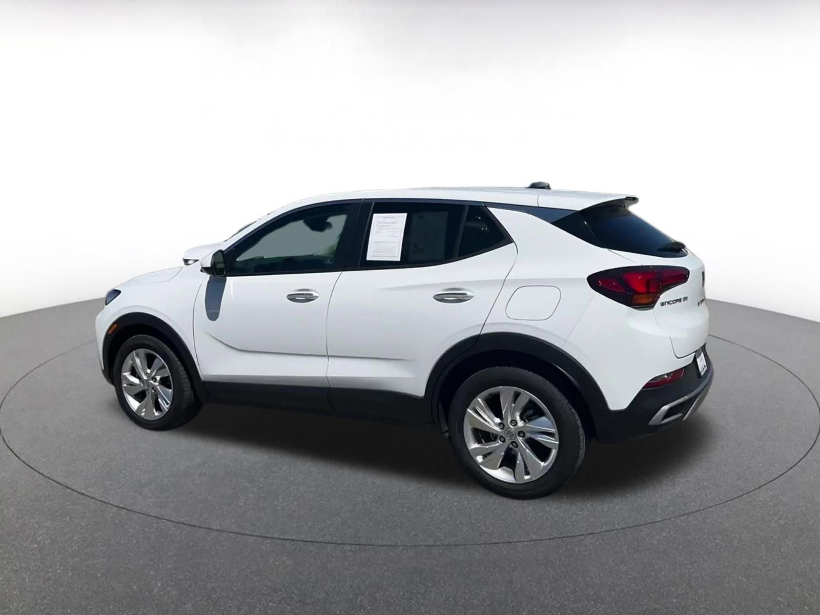 Used 2025 Buick Encore GX Preferred FWD image 10