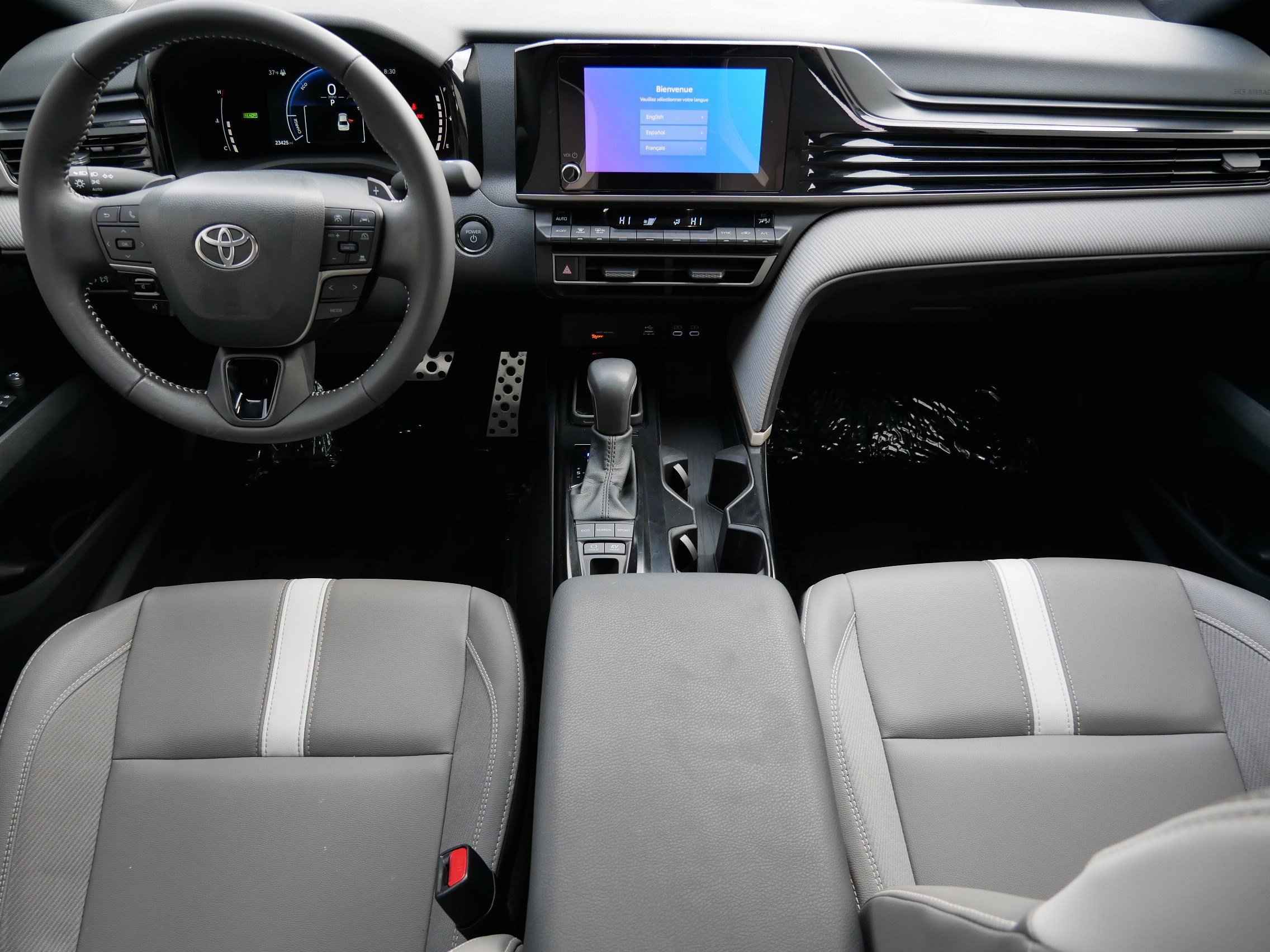 Certified 2025 Toyota Camry SE w/ Convenience Package image 10
