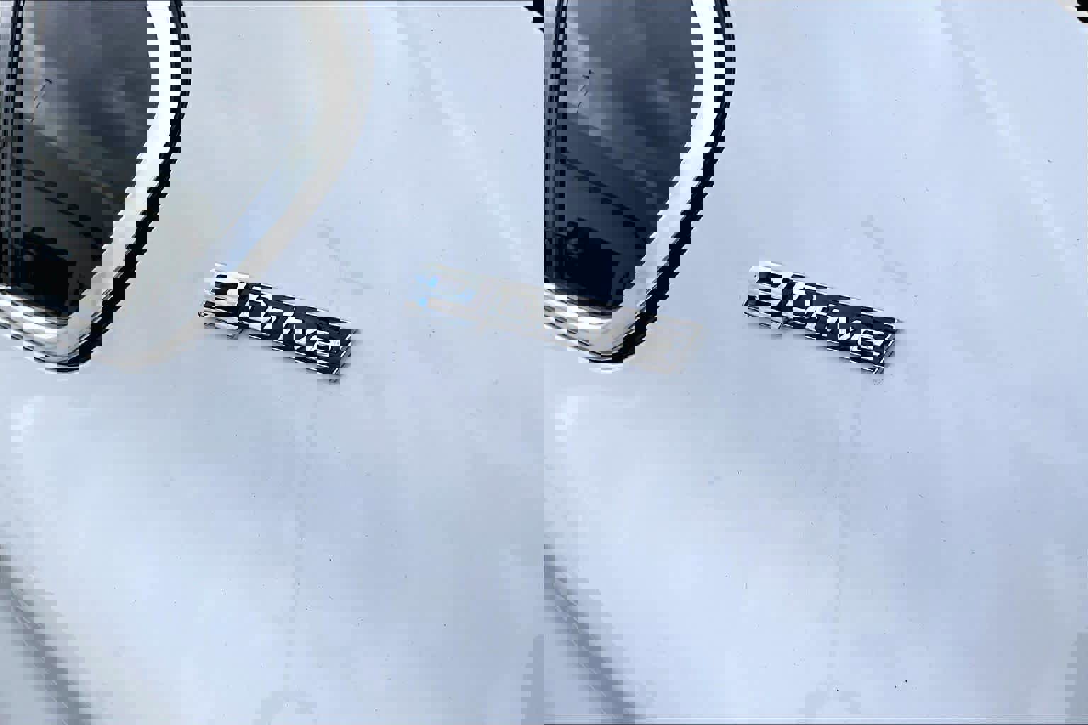 Used 2018 BMW X5 xDrive40e image 9