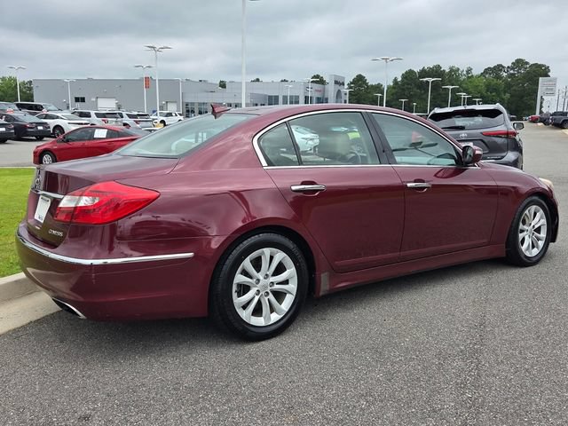 Used 2012 Hyundai Genesis 3.8 RWD image 12