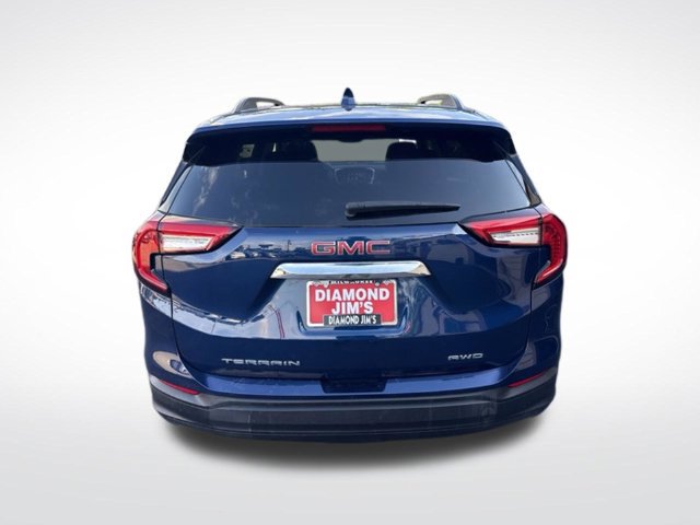 Used 2022 GMC Terrain SLE w/ Driver Convenience Package AWD/4WD image 4