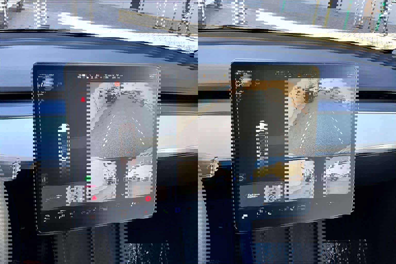 Used 2021 Tesla Model Y Long Range image 25