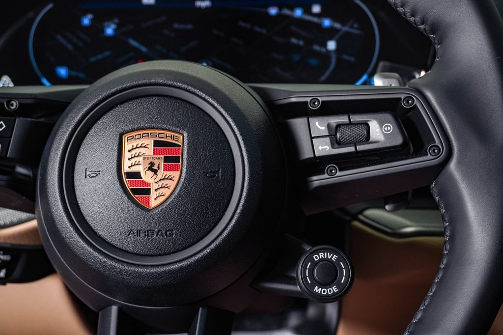 New 2026 Porsche Cayenne Coupe AWD/4WD image 19