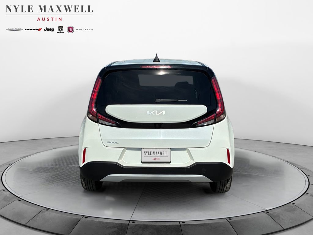 Used 2024 Kia Soul LX w/ Option Group 015 image 13