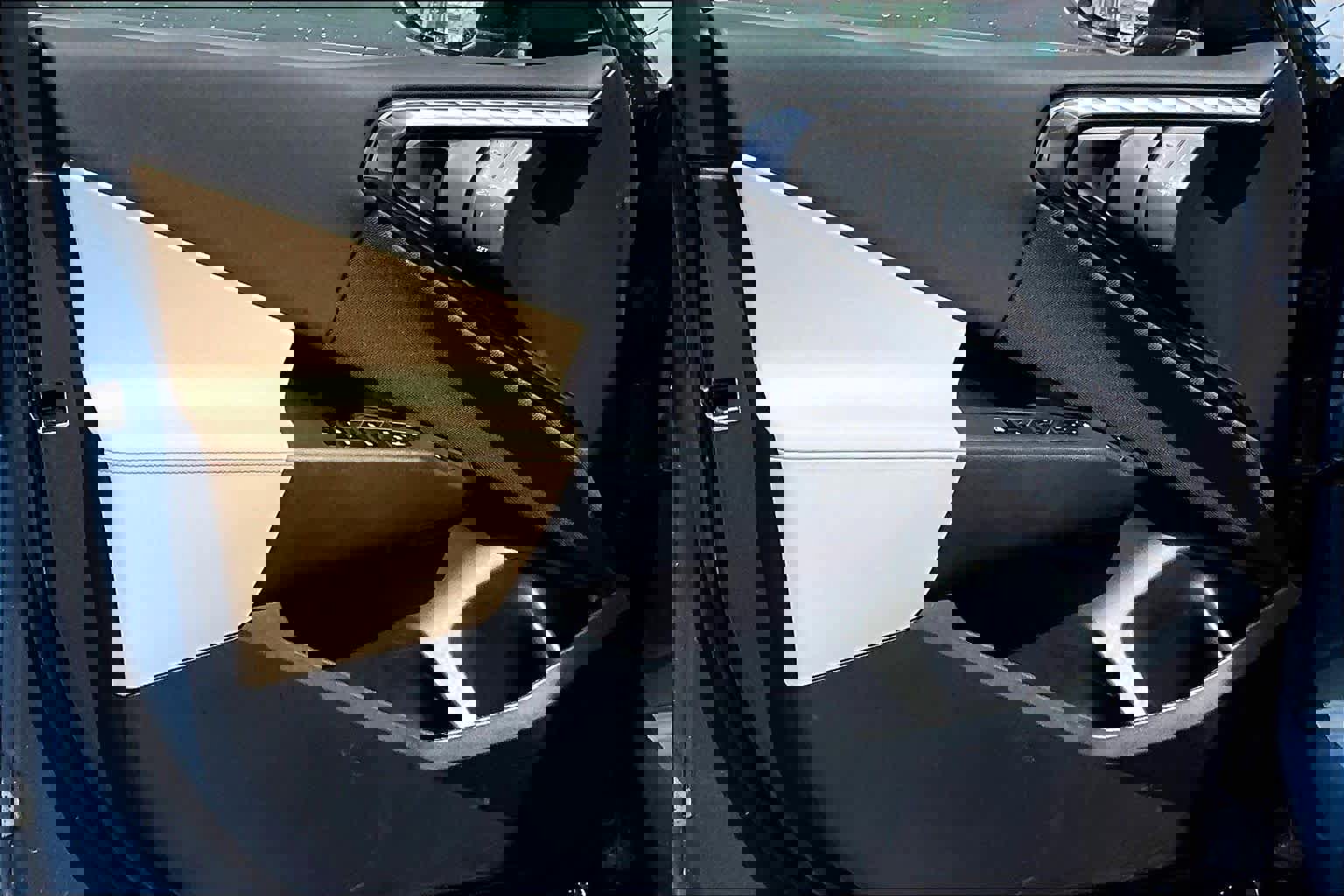 Used 2025 BMW X3 xDrive30i image 23