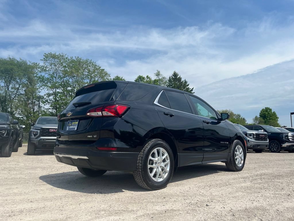 Used 2024 Chevrolet Equinox LT AWD/4WD image 9