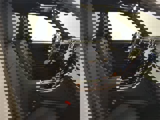 Certified 2026 Mercedes-Benz GLC 300 4MATIC image 23