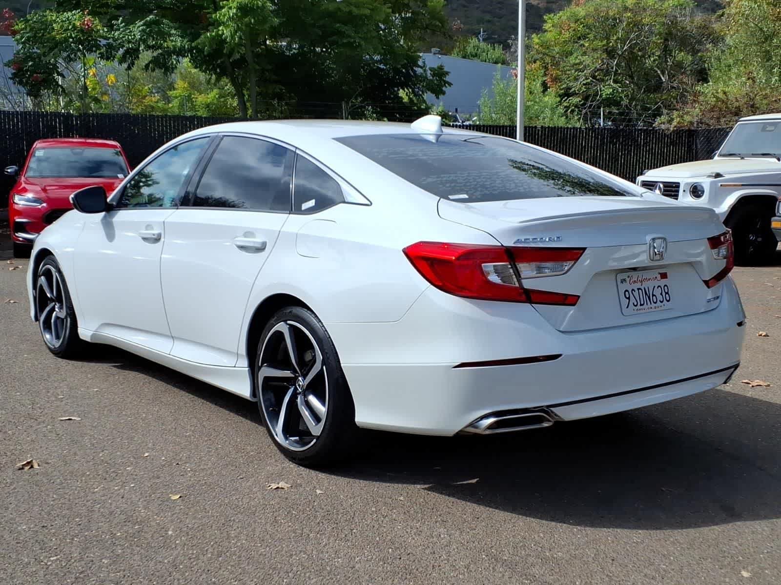 Used 2018 Honda Accord Sport image 7