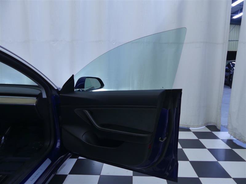 Used 2019 Tesla Model 3 Performance AWD/4WD image 25