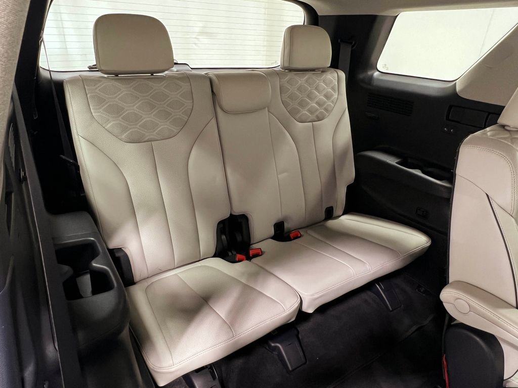 Used 2021 Hyundai Palisade Limited image 34