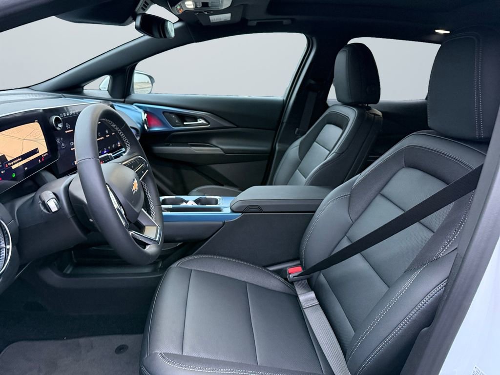 New 2026 Chevrolet Equinox EV LT image 9