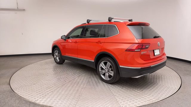Used 2018 Volkswagen Tiguan SEL Premium w/ 3rd Row Seat Package AWD/4WD image 4