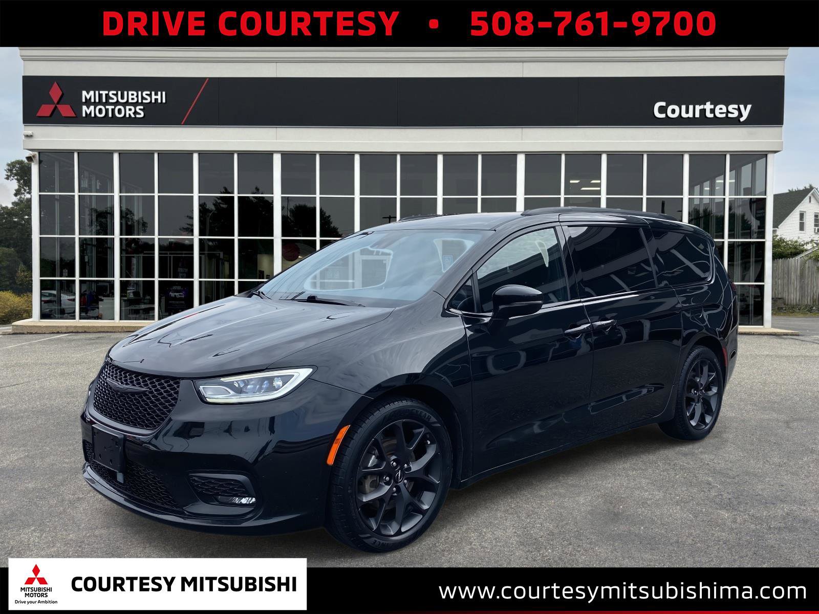 Used 2022 Chrysler Pacifica Touring-L w/ S Appearance Package