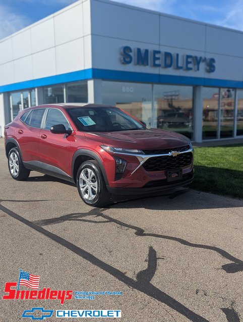 Certified 2024 Chevrolet Trax LS w/ Driver Confidence Package