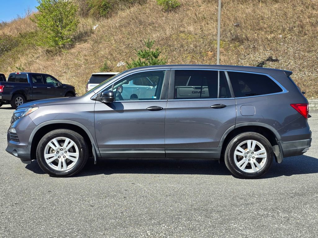 Used 2016 Honda Pilot LX image 14