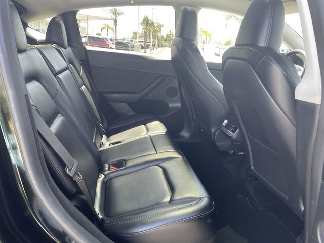 Used 2023 Tesla Model Y Long Range image 28