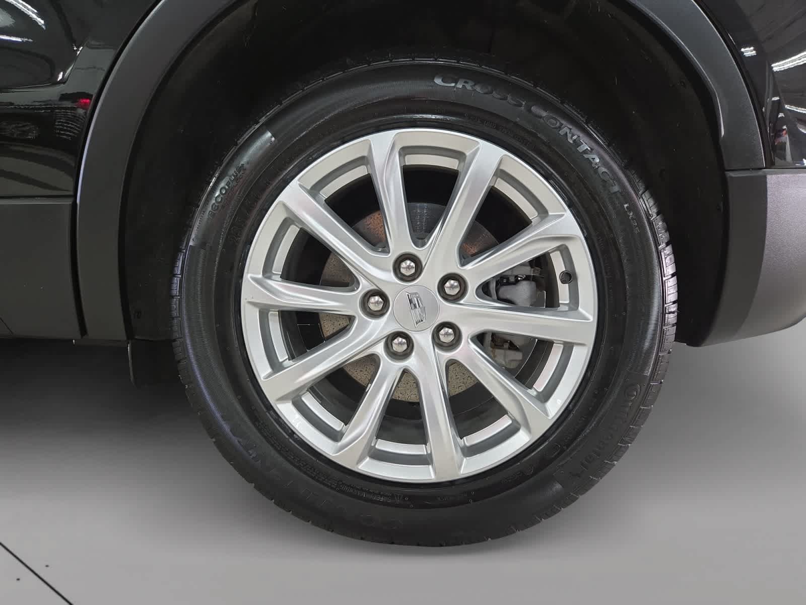 Used 2022 Cadillac XT4 Luxury AWD/4WD image 9