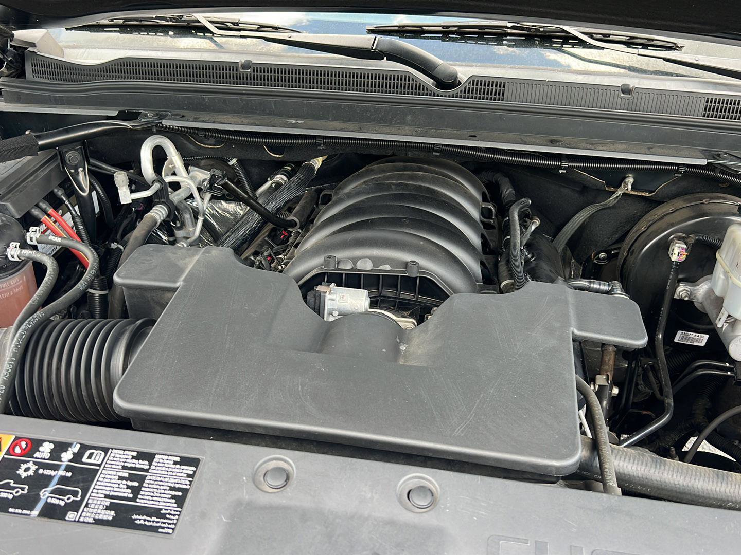 Used 2019 Chevrolet Suburban LT image 37