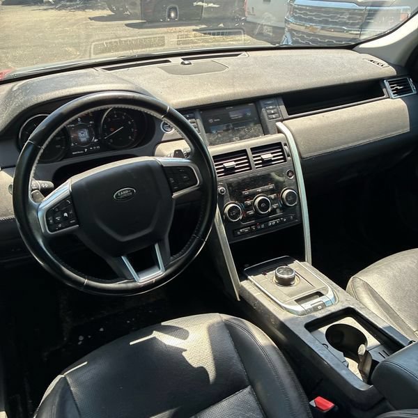 Certified 2018 Land Rover Discovery Sport SE AWD/4WD image 7