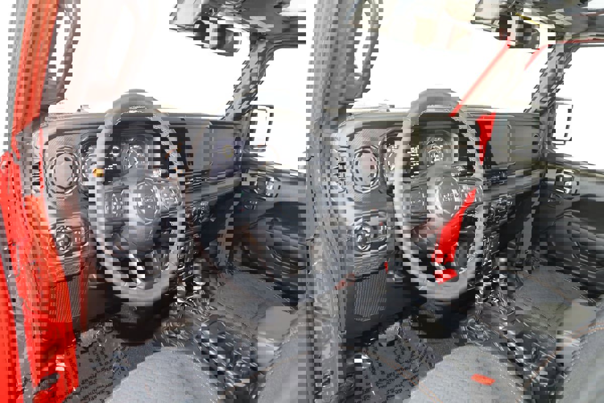 Used 2025 Jeep Gladiator Mojave image 24