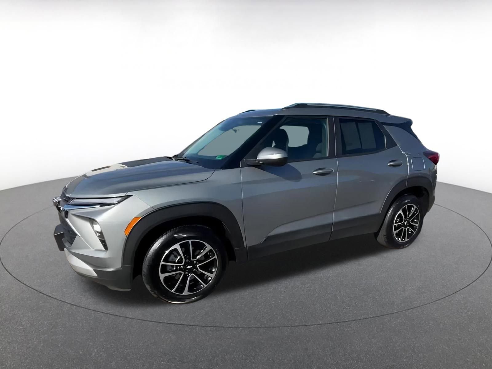 Used 2025 Chevrolet TrailBlazer LT image 8