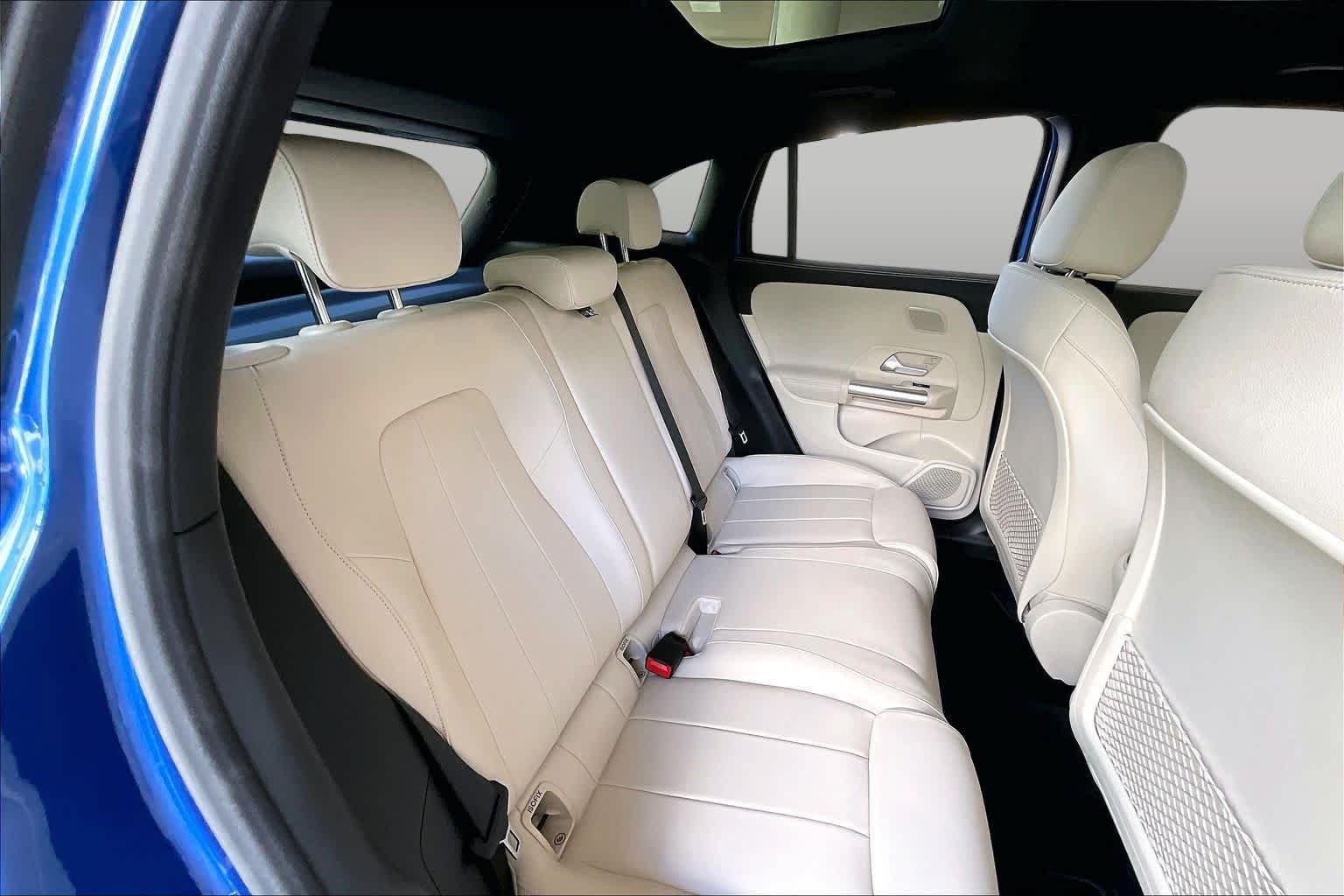 Certified 2025 Mercedes-Benz GLA 250 image 21