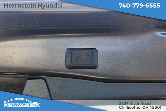Used 2022 Toyota RAV4 XLE w/ Convenience Package AWD/4WD image 24