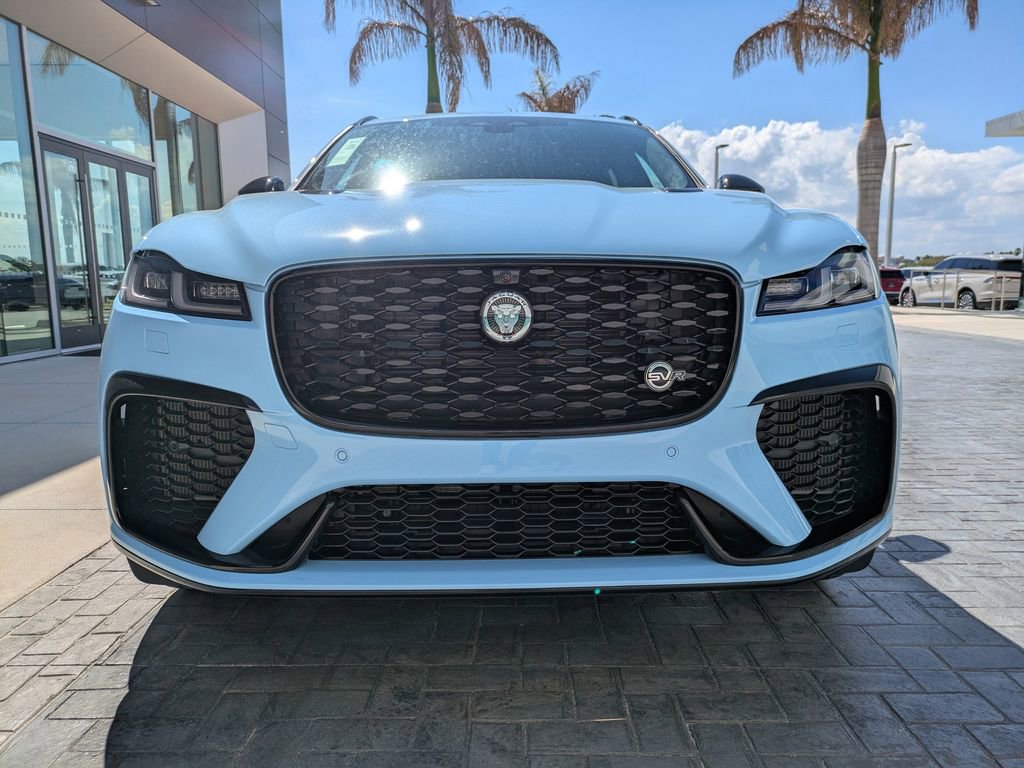 New 2026 Jaguar F-PACE SVR image 10