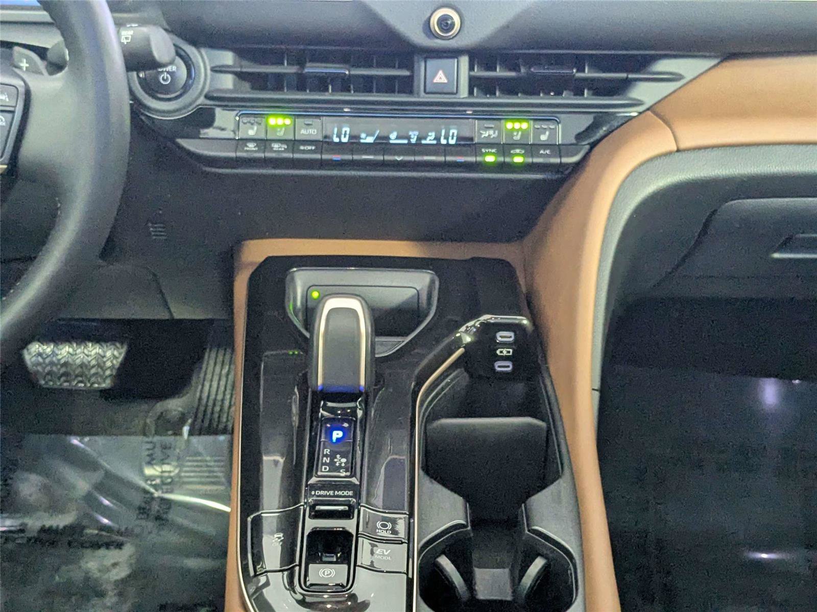 Certified 2025 Toyota Crown Signia w/ Advanced Technology Package AWD/4WD image 42