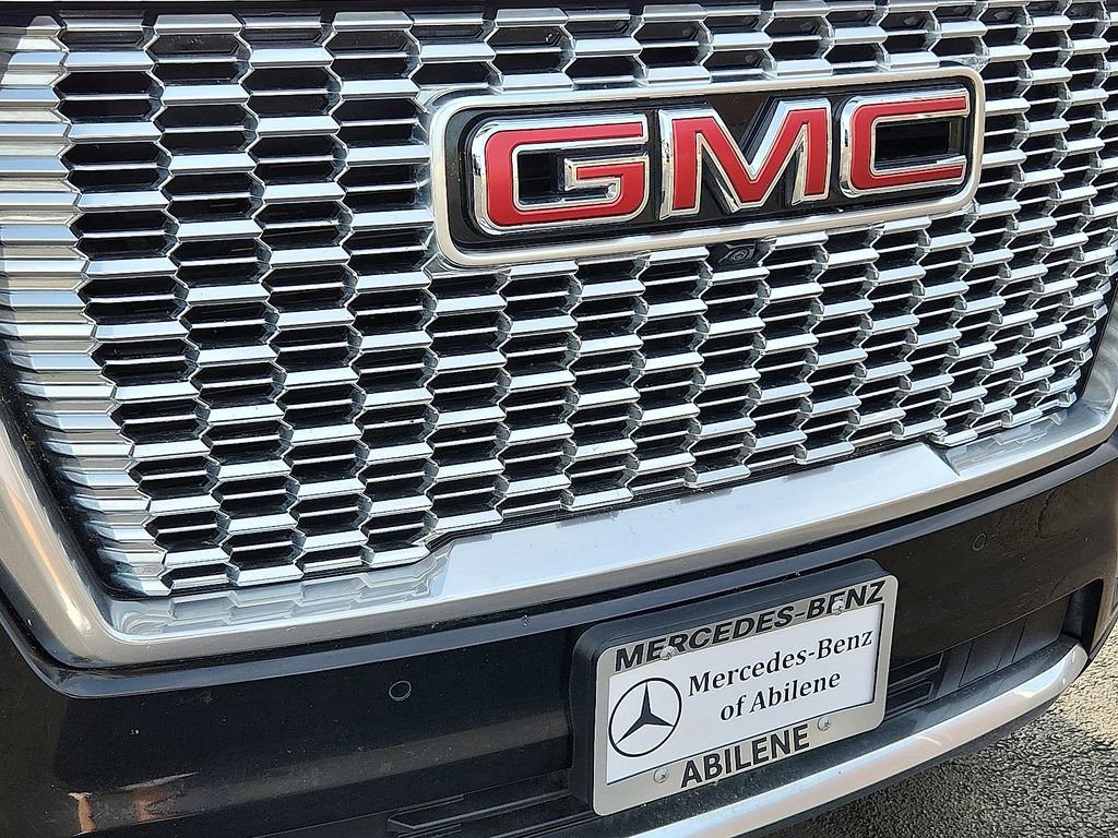 Used 2023 GMC Yukon Denali image 7