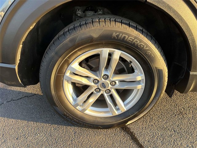 Certified 2020 Ford Explorer XLT w/ Comfort Package image 11