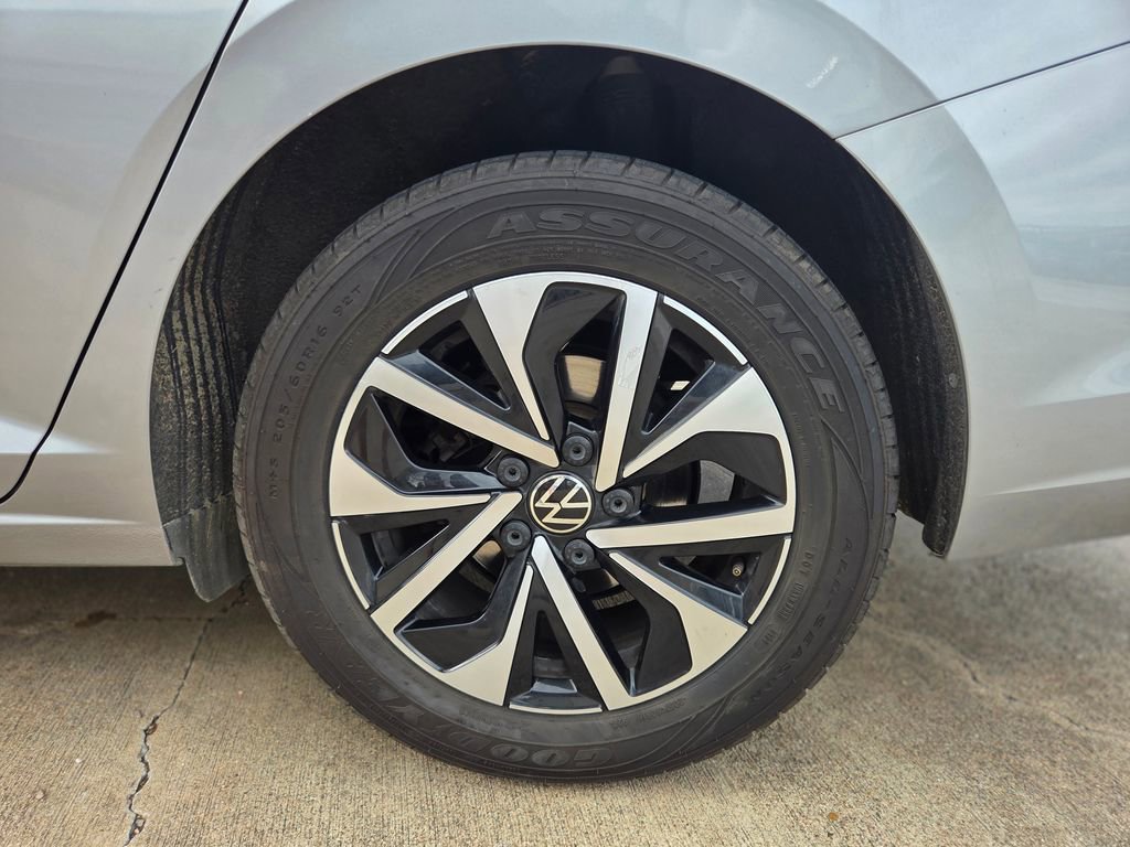 Used 2024 Volkswagen Jetta S FWD image 30