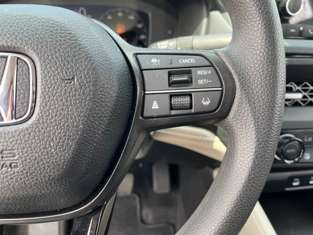 Certified 2025 Honda Accord SE image 20