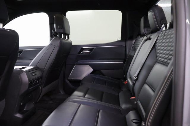 Used 2024 GMC Sierra EV Denali AWD/4WD image 29