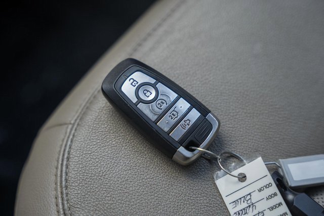 Used 2020 Ford Explorer Limited image 49