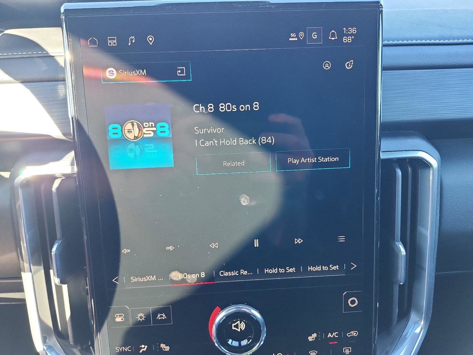 New 2026 GMC Acadia Elevation image 11