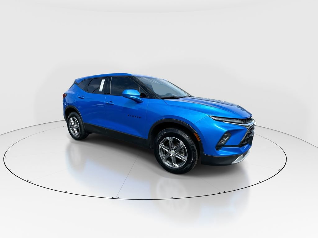 Used 2024 Chevrolet Blazer LT w/ Driver Confidence Package image 2