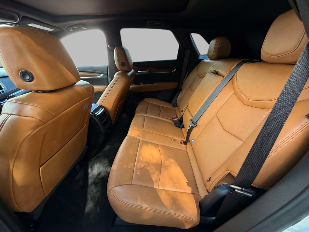 Used 2024 Cadillac XT5 Premium Luxury w/ LPO, Floor Liner Package AWD/4WD image 19